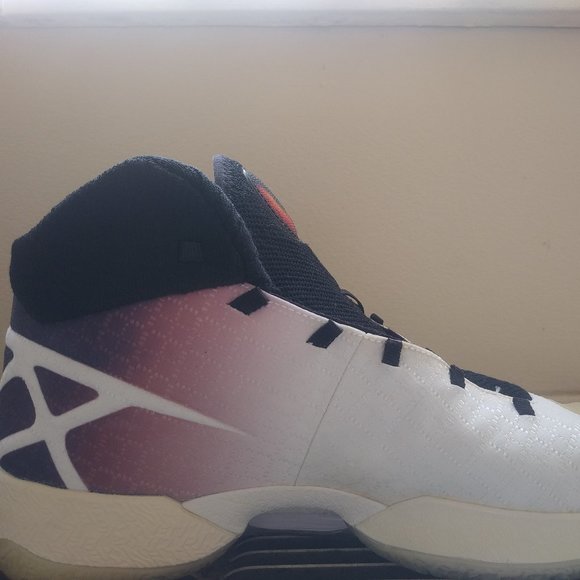 Jordan 30 White/Black-Wolf Grey (Slighty Customized) - Picture 10 of 15